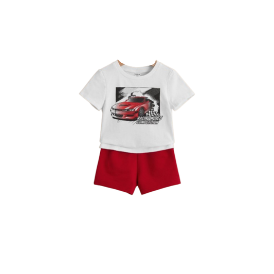 Set de Camiseta y Shorts Deportivos para Chicos - Diseño de Coche Rojo